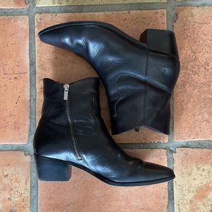FRYE ✨ Ellen Western Short Ankle Bootie Boot Black Leather Size 11 MSRP$298